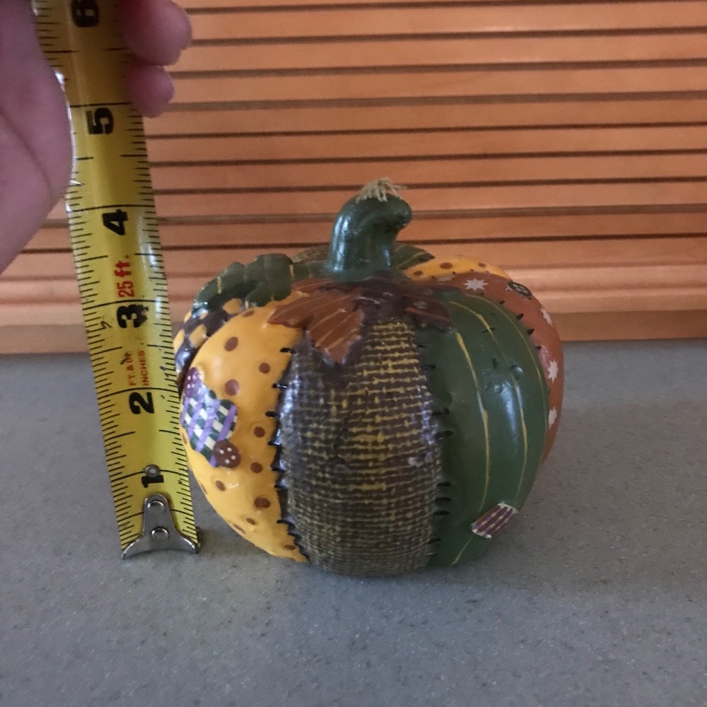 Thanks Giving Decor - Picture 2 of 11